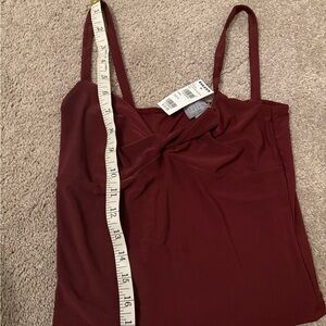 NWT medium Tilly's Burgundy Camisole Top sombr